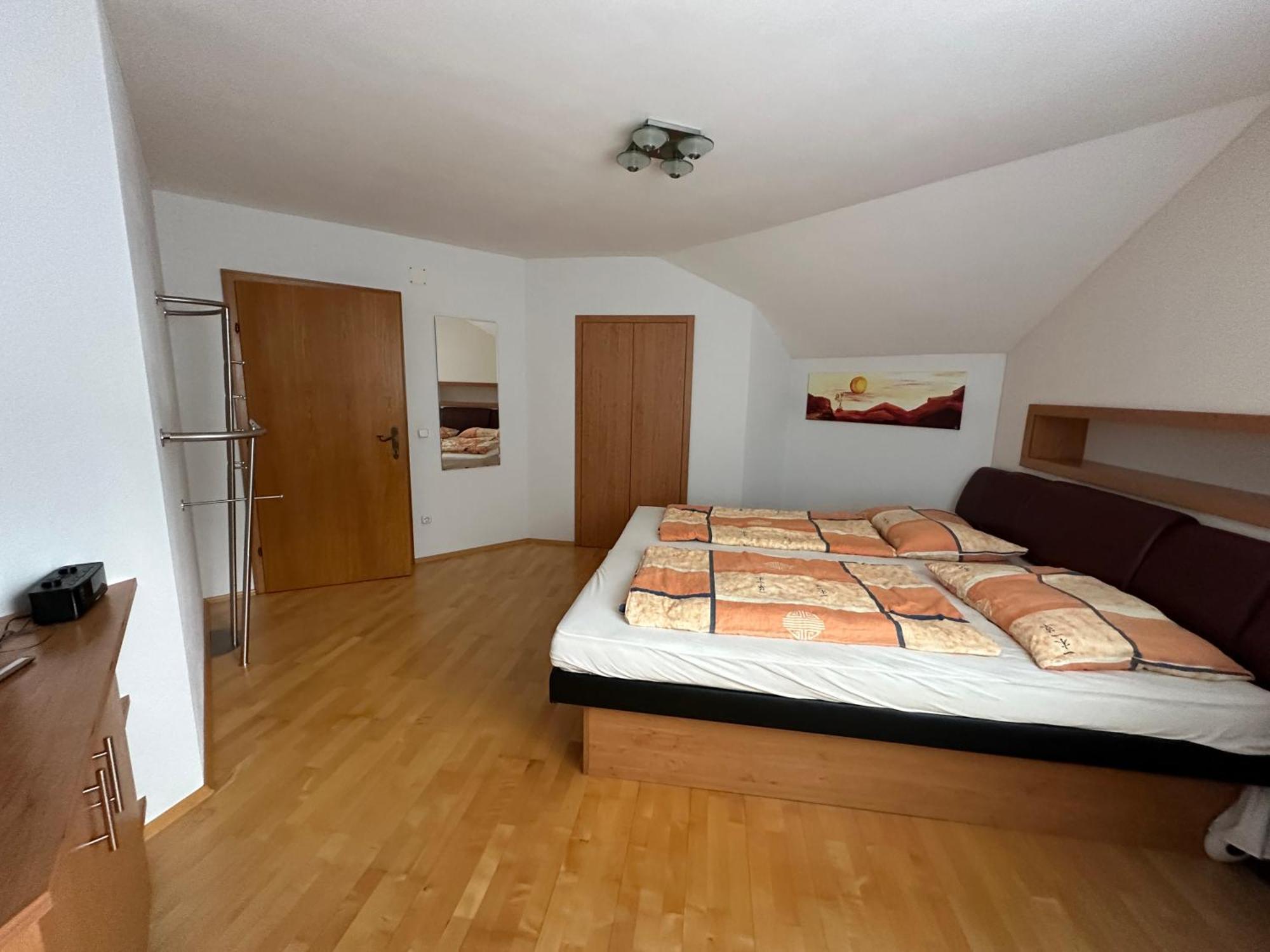 Villa Racing - Privatzimmer In Spielberg Spielberg Bei Knittelfeld Exterior foto