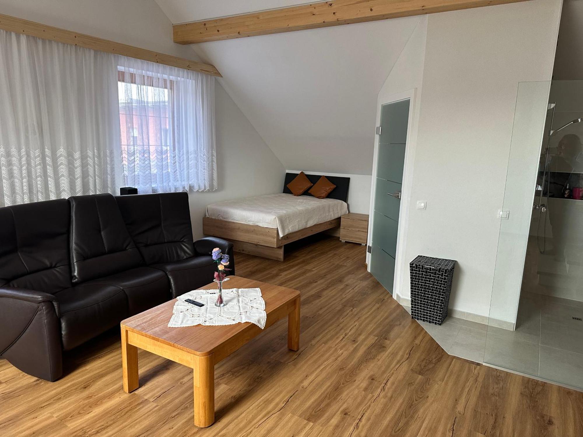 Villa Racing - Privatzimmer In Spielberg Spielberg Bei Knittelfeld Exterior foto